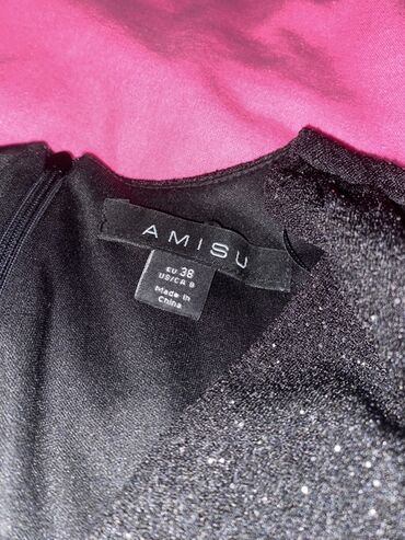 Haljine: Crna sjajna haljina s dugim rukavima i naborima(veličina 38/M) - — 9