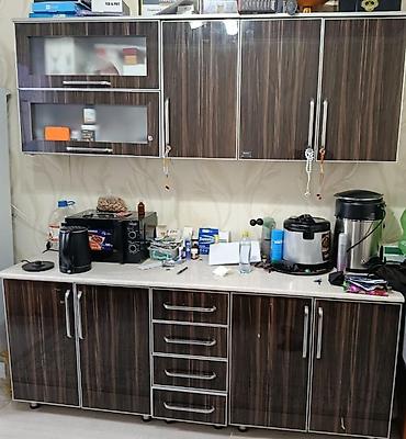 Кухонный гарнитур с верхними и нижними модулями - Комплектация