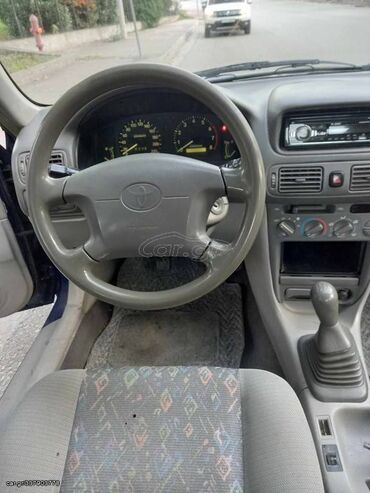 Toyota: Toyota Corolla: 1.4 l. | 1998 έ. Χάτσμπακ — 8