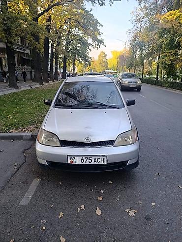 Toyota Platz: 2000 г., 1.5 л, Автомат, Бензин, Седан