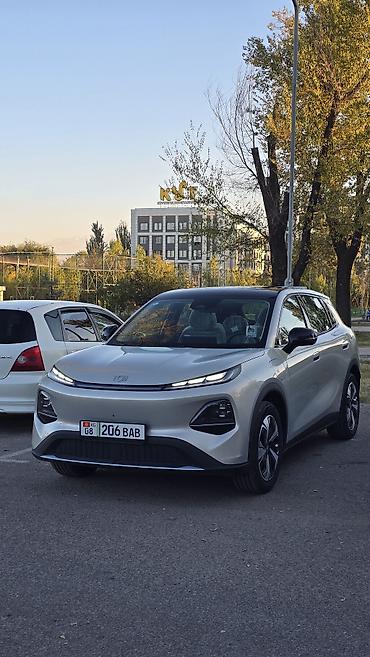 neto l: Changan Qiyuan Q05: 2026 г., Автомат, Электромобиль, Кроссовер — 1