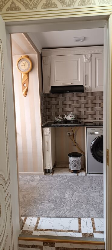 Uzunmüddətli kirayə mənzillər: Yol kenarinda Marshurut dayanacaginin arxasinda 3cu mertebede -da lalafo.az — 19 Uzunmüddətli kirayə mənzillər: Yol kenarinda Marshurut dayanacaginin arxasinda 3cu mertebede — 19