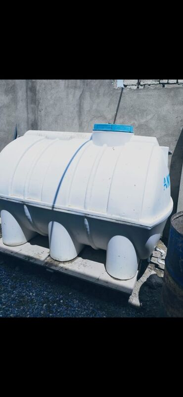 şimşek su çəni: Bak, Plastik, 2000 l l