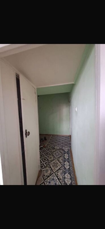 одна комнатная квартира на долгий срок: 1 бөлмө, Кыймылсыз мүлк агенттиги, Чогуу жашоосу жок, Толугу менен эмереги бар