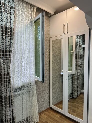 Qonaq otağı dəstləri: Masa və oturacaqlar — 13