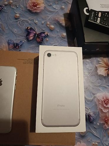 Apple iPhone: IPhone 7, 32 GB, Gümüşü, Barmaq izi — 8