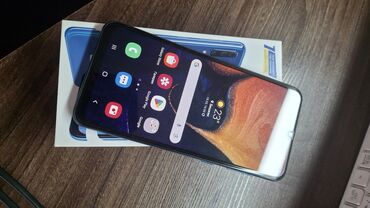 Samsung: Samsung Galaxy A50, Б/у, 4 ГБ, цвет - Голубой, 2 SIM