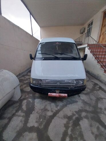 QAZ: QAZ GAZel: 2.4 l | 1998 il | 65855 km Universal