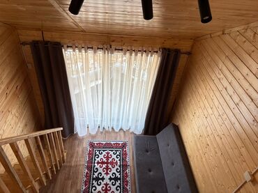 Двухъярусные кровати: Гостевой дом в Бостери — 18 номеров, 10 мин до пляжа Размер участка 10 — 10