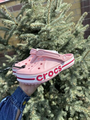 crocs 10: Crocs в наличии 
Производно Вьетнам 
Мягкие, и очень удобные