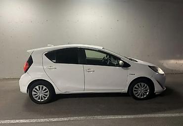 Продажа авто: Toyota Aqua: 1.5 л | 2018 г. Хэтчбэк — 4