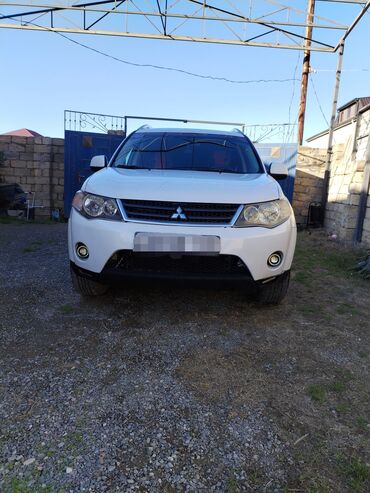 maşın aparatura: Mitsubishi Outlander: 2.4 л | 2009 г. | 2 км