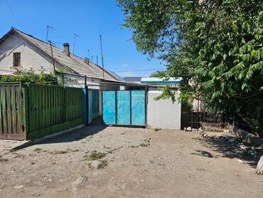 арча бешик уй сатылат: Үйдүн жарымы, 45 кв. м, 4 бөлмө, Риелтор, Эски ремонт