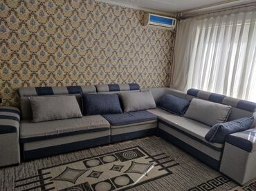 диваны советские: Угловой диван, цвет - Голубой, Б/у