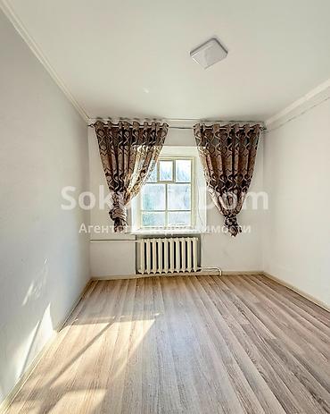 Продажа коттеджей и домов: 🏠Продаётся дом в с. Сокулук 🟡Комнаты: 3 🟡Участок: 10 соток — 7