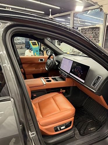 byd e1: Lixiang L9: 2023 г., Гибрид, Кроссовер — 6