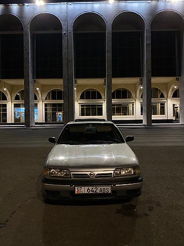 Nissan: Nissan Primera: 1993 г., 2 л, Механика, Бензин, Хэтчбэк — 4