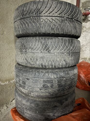 Шины: Шины 235 / 45 / R 18, Б/у, Комплект, Легковые, Япония, Bridgestone