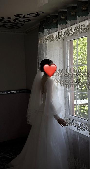 Үлпөт көйнөктөрү жана аксессуарлар: Үлпөт көйнөгү, S, Корсети менен, Шифон, А-силуэт, Страздар, Колдонулган — 3