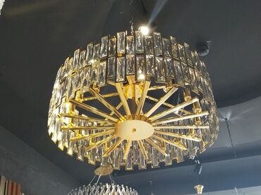lüstrlar: Çılçıraq, 10 və daha çox lampa, Metal