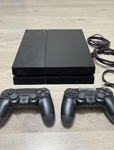 playsation 4 fat model: Ps4 Fat proşifkasız model. Yaddaş: 500gb İçində 10 oyun var: Gta 5 — 2