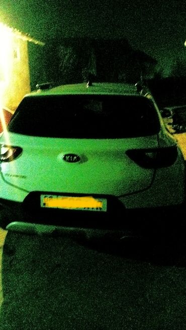 Kia: Kia Stonic: 2019 г., Кроссовер — 6