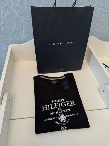 hərbi paltar: Futbolka, Tommy Hilfiger, XL (EU 42), rəng - Qara