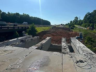 beton qarışdıran aparat: Vüqar Usta | Beton Kəsmə və Karot Xidməti - Bakı, Sumqayıt və Qarabağ — 7