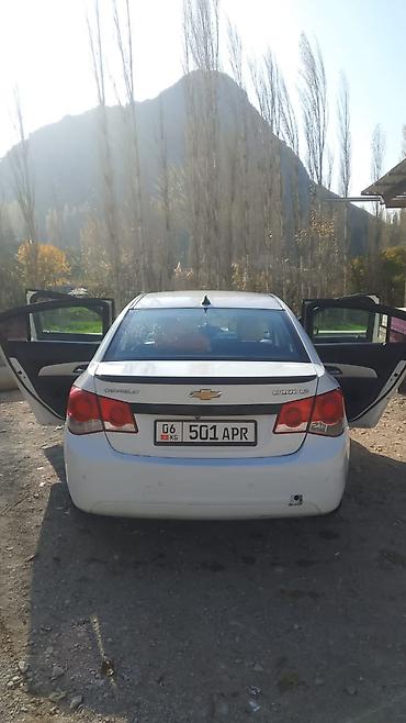 forester 2004: Chevrolet Cruze: 2009 г., 1.6 л, Автомат, Бензин, Седан — 2