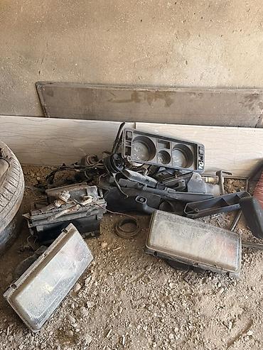 Digər avtomobil ehtiyat hissələri: LADA VAZ ehtiyat hissələri paketi Satılır: - Kardan valı (şlitsalı — 16