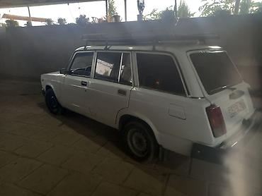 m50n satisi: LADA 2104 universal, ağ rəngli. Klassik kuzovlu 5 qapılı — 1