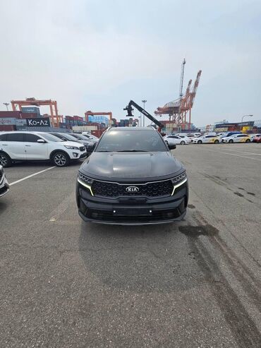 Kia: Kia Sorento – 7 yerlik müasir SUV - Korpus: qara rəng, LED ön/arka — 12