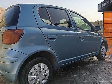 camry 2006: Toyota Vitz: 2002 г., 1.3 л, Автомат, Бензин, Хэтчбэк — 2