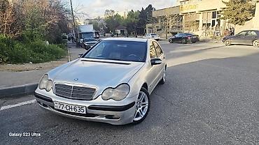 mersedes c 230: Mercedes-Benz C-Class: 2.6 l | 2001 il Sedan — 1