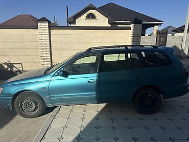 Унаа: Toyota Carina: 1997 г., 1.8 л, Кол менен иштөөчү, Газ, Универсал — 5