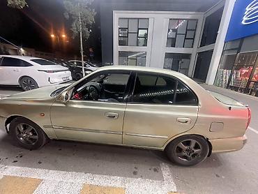 Hyundai: Hyundai Accent: 1.5 l | 2000 il Sedan — 5