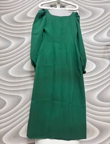 Повседневные платья: Платья женские, бренд IvaNika (ярлык на изделиях). Варианты: 1) — 8