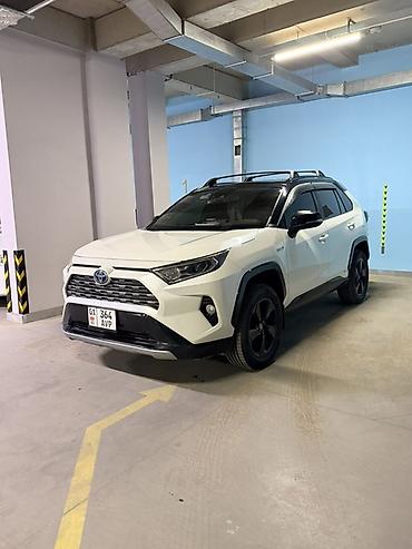 Toyota RAV4: 2020 г., 2.5 л, Вариатор, Гибрид, Кроссовер