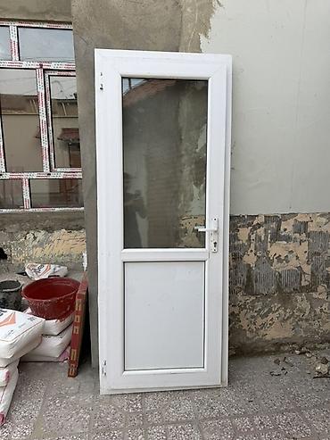 plastik panel: PVC qapı - Material: ağ rəngli PVC profil - Dizayn: yuxarı hissə — 1