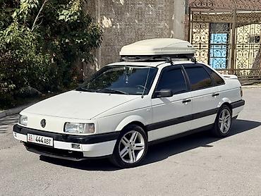 Volkswagen Passat: 1989 г., Механика, Седан
