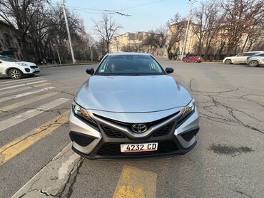 Toyota: Toyota Camry: 2021 г., 2.5 л, Автомат, Бензин, Седан