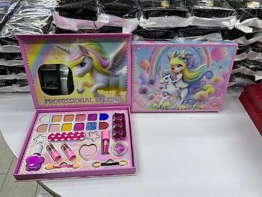 Косметика: Детский набор косметики в подарочной коробке - Тематика: единороги и — 1
