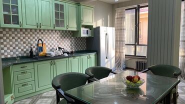 сдается квартира 6 микрорайон: 3 бөлмө, 120 кв. м, Элитка, 9 кабат, Евроремонт