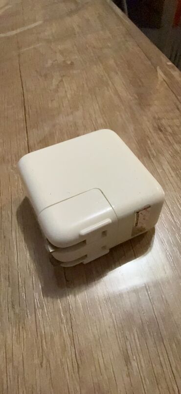 Зарядные устройства: Зарядка для Mac book, iphone 16, 16pro, 16pro max 30w оригинал Цена