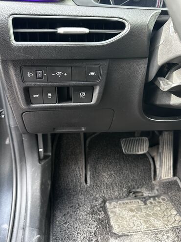 Hyundai: Hyundai Sonata: 2021 г., 2 л, Автомат, Газ, Седан at lalafo.kg — 10 Hyundai: Hyundai Sonata: 2021 г., 2 л, Автомат, Газ, Седан — 10