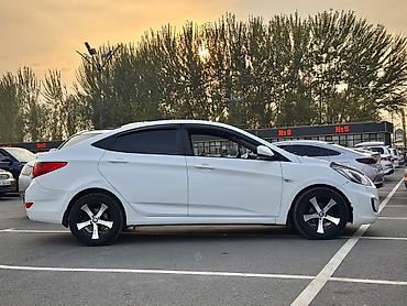 fit mator: Hyundai Solaris: 2013 г., 1.6 л, Автомат, Бензин, Седан — 4