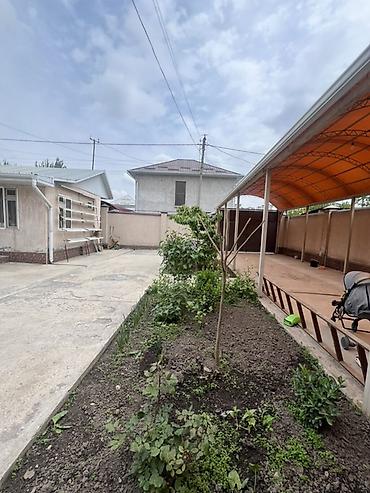 Продажа коттеджей и домов: Продается!Просторный частный дом с большим навесом во дворе - Уютный — 33