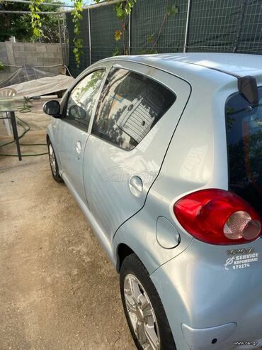 Toyota: Toyota Aygo: 1 l. | 2006 έ. Χάτσμπακ — 2