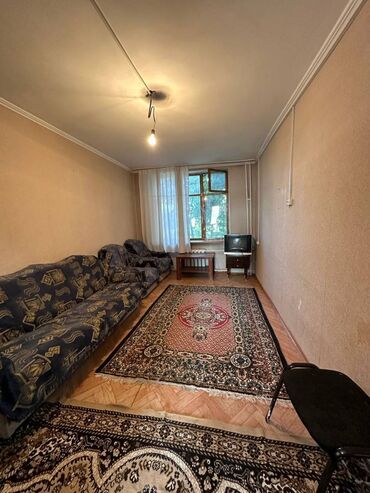 сниму квартиру в микрорайоне: 2 комнаты, 43 м², Хрущевка, 2 этаж, Старый ремонт