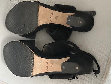 clarks обувь: Босоножки, 38.5, Clarks, Б/у, цвет - Черный, Самовывоз, Платная доставка — 2